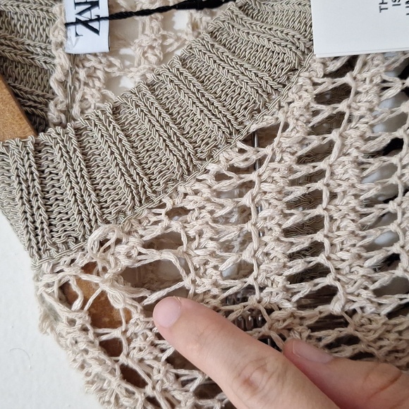 NWT BEIGE GREEN MULTICOLOR BEADED CROCHET OVERSIZED KNIT SWEATER LIMITED EDITION - Picture 6 of 10